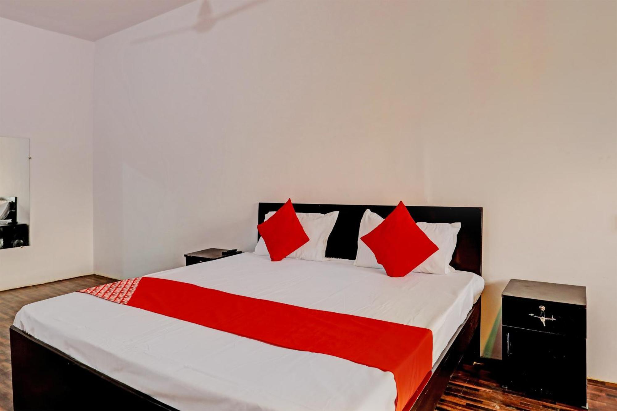 Hotel O Samrat 加济阿巴德 外观 照片